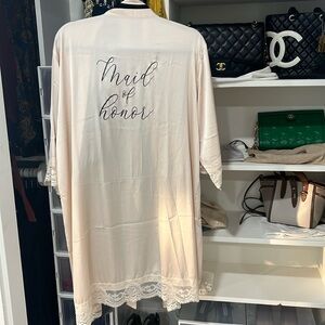 New Maid of Honor 💍 Robe